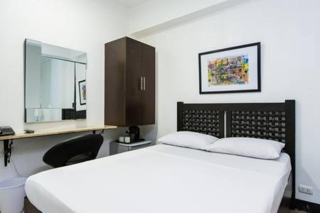 San Agustin Residences Makati City Exterior foto
